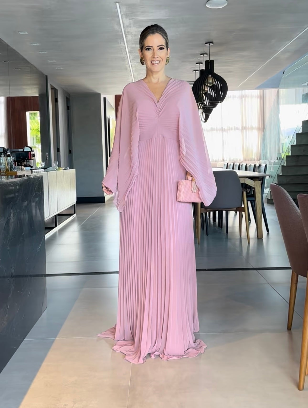 Vestido Plissado Manga Longa